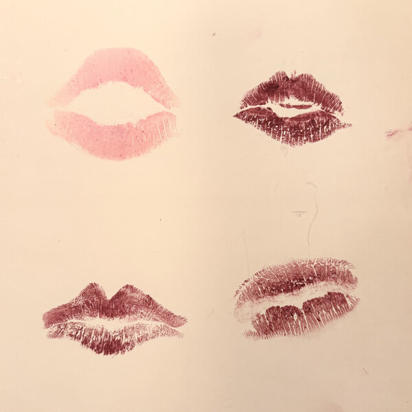 Kissy Noises Heat From Fire Lyrics and ratings Rate Your Music